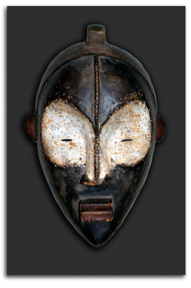 Image of African mask #3