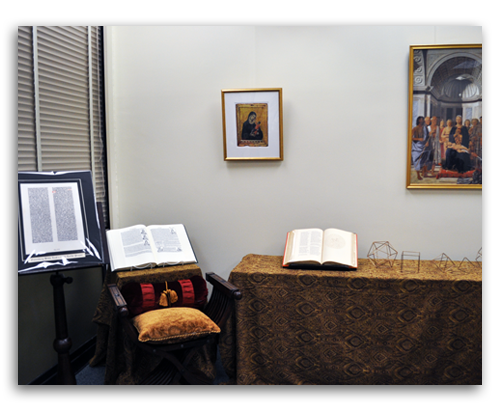 Second Image of Early Renaissance Walls Modern Study Gallery.